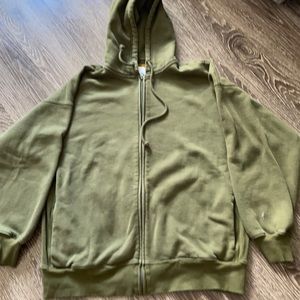 Aritzia boyfriend hoodie zip up